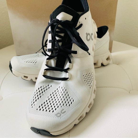 On Running Cloud X White Sneakers - Picture 2 of 10